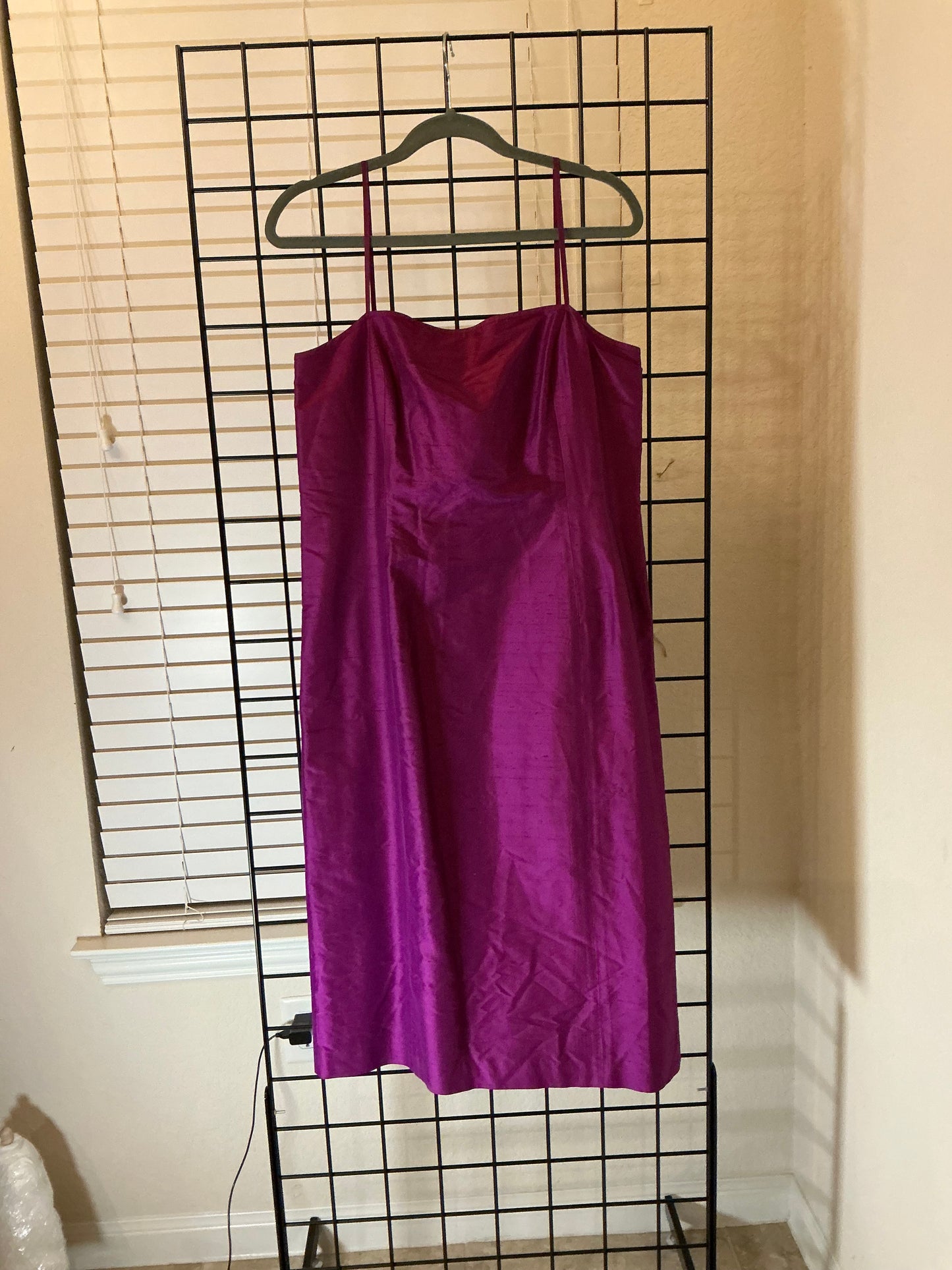 Vintage 1990s–early 2000s Harold’s 100% silk midi dress in a deep magenta/purple tone, women’s size 12.
