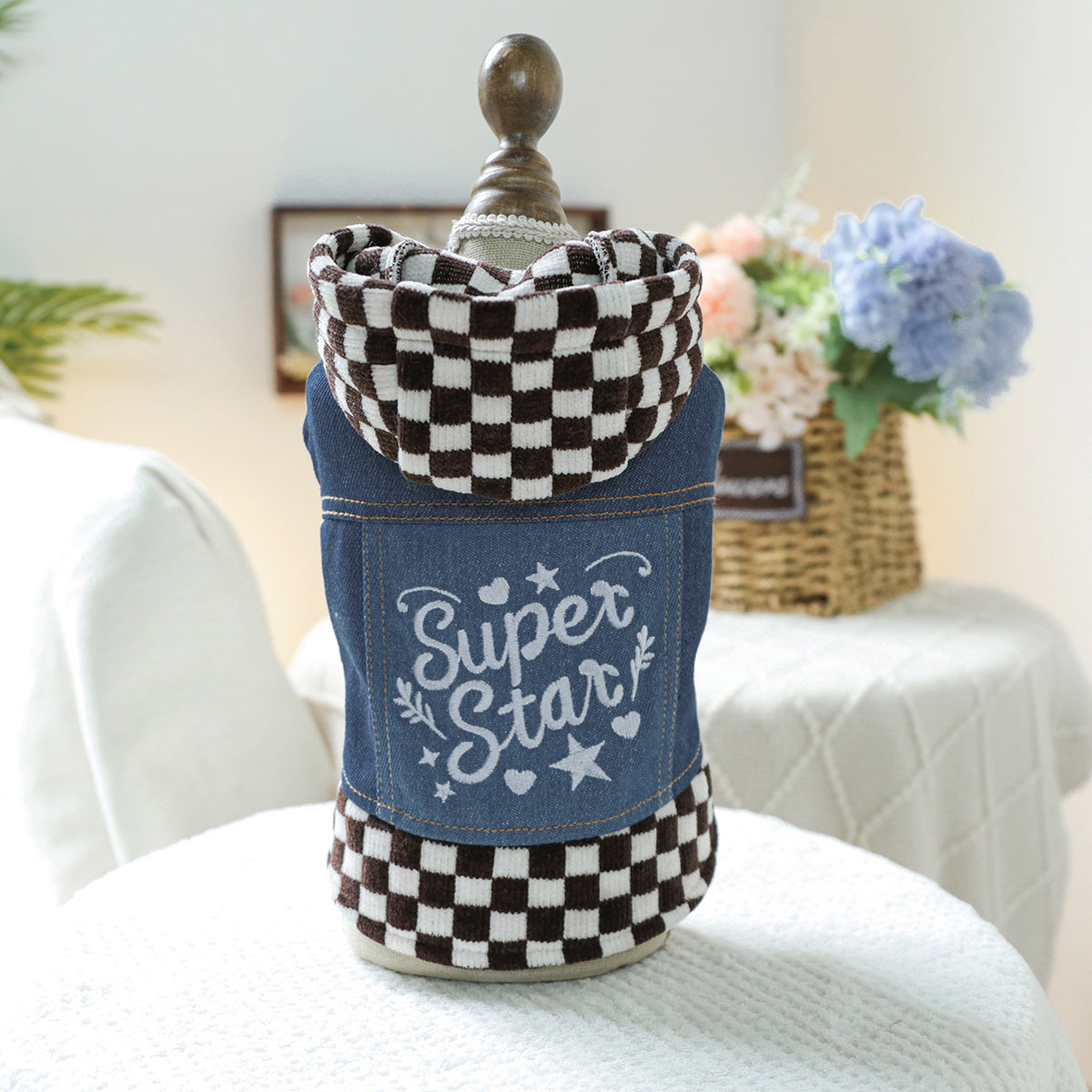 Plaid Star Faux Denim Dog & Cat Outfit - Brown & White Checkered Pet Clothes with "Super Star" Embroidery, Snap Button Closure, Casual Fashion for Small Dogs & Cats, Stylish Outdoor Wear, Dog Clothes, Playful Pet Apparel, Dur