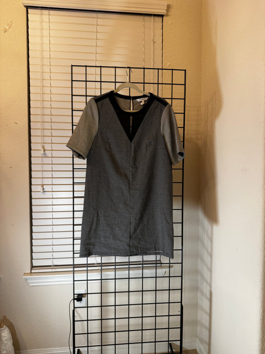 BCBGeneration Black & White Grid Shift Dress – Size M