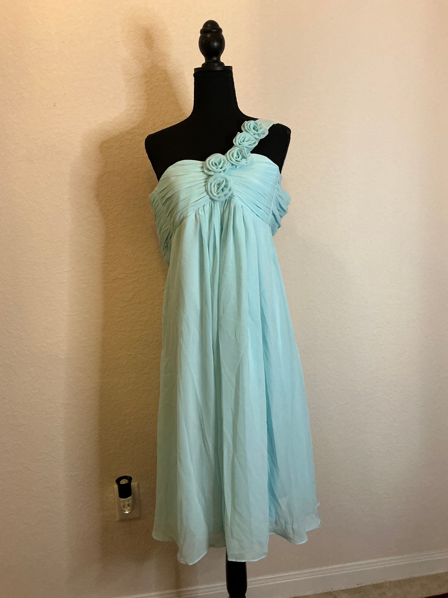 Aqua Blue One Shoulder Chiffon Dress with Rosette Strap – Size 2 – Flowy Formal Bridesmaid or Party Dress