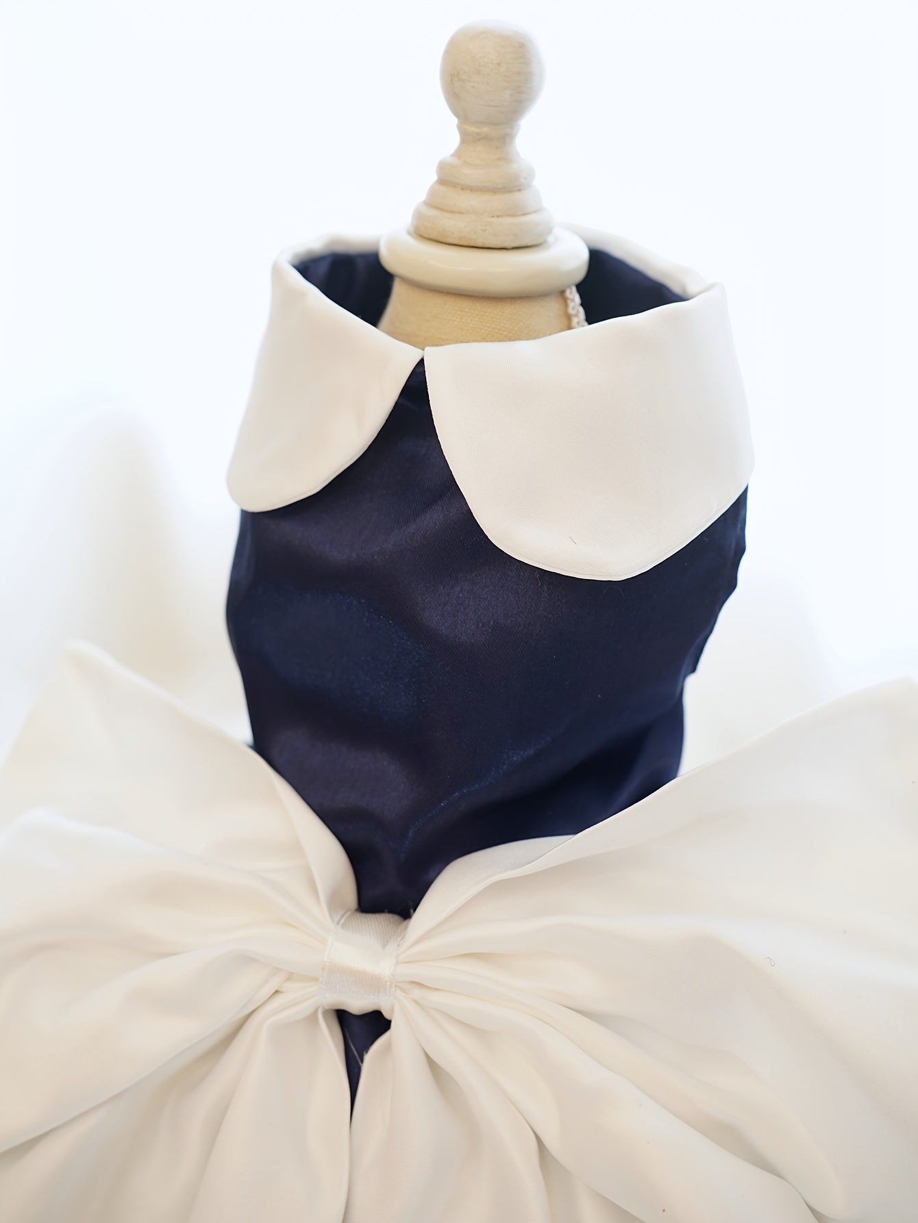 Charming Navy Blue Pet Dress with Bow & Doll Collar - Elegant Wedding & Party Attire for Small to Large Dogs and Cats, Adjustable Hook-and-loop Fastener Closure, White Ruffled Skirt Design, Adjustable Pet Outfit | Doll Collar