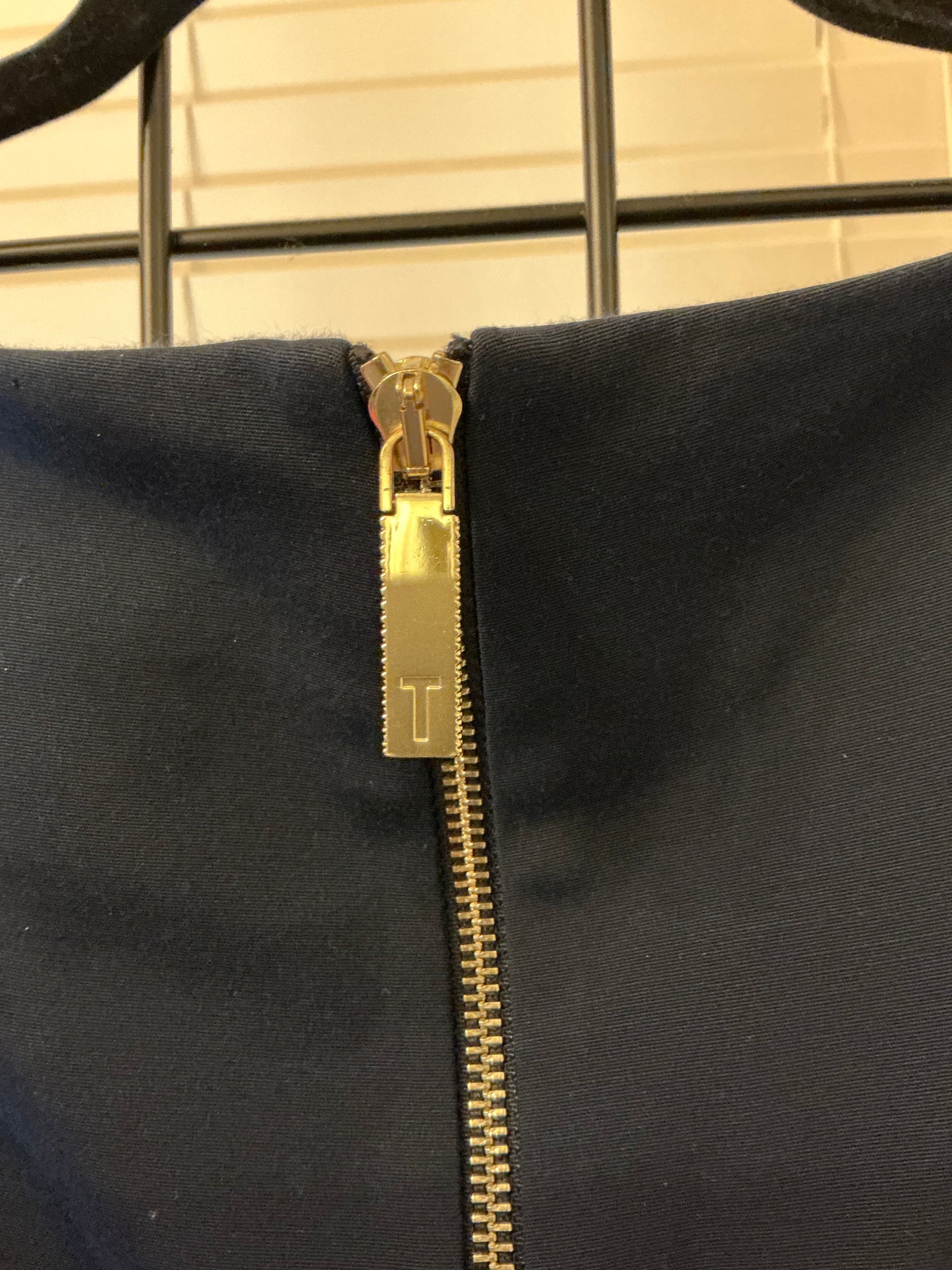 Ted Baker London Navy Bow-Shoulder Sheath Dress – Size 4 (US 6)