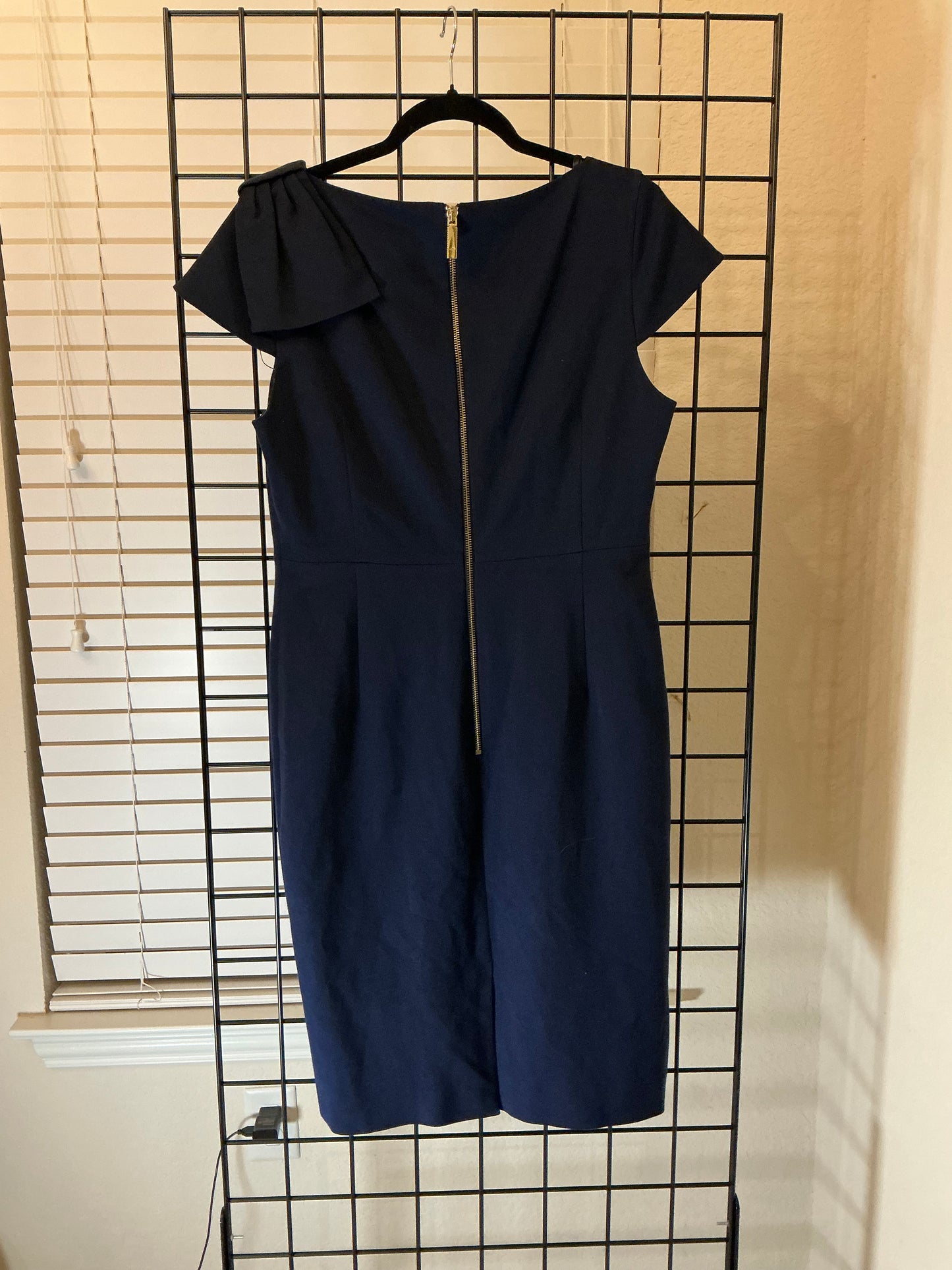 Ted Baker London Navy Bow-Shoulder Sheath Dress – Size 4 (US 6)