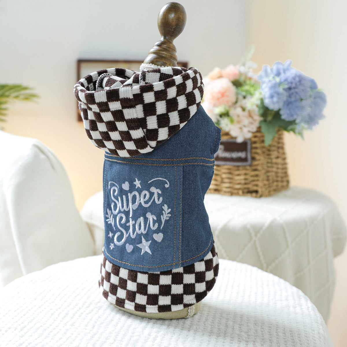 Plaid Star Faux Denim Dog & Cat Outfit - Brown & White Checkered Pet Clothes with "Super Star" Embroidery, Snap Button Closure, Casual Fashion for Small Dogs & Cats, Stylish Outdoor Wear, Dog Clothes, Playful Pet Apparel, Dur